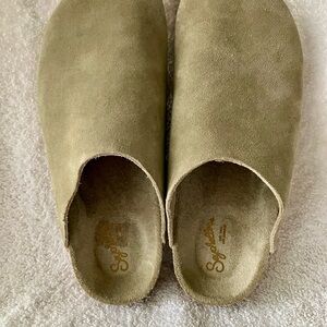 Soft Suede Slip-On Shoes